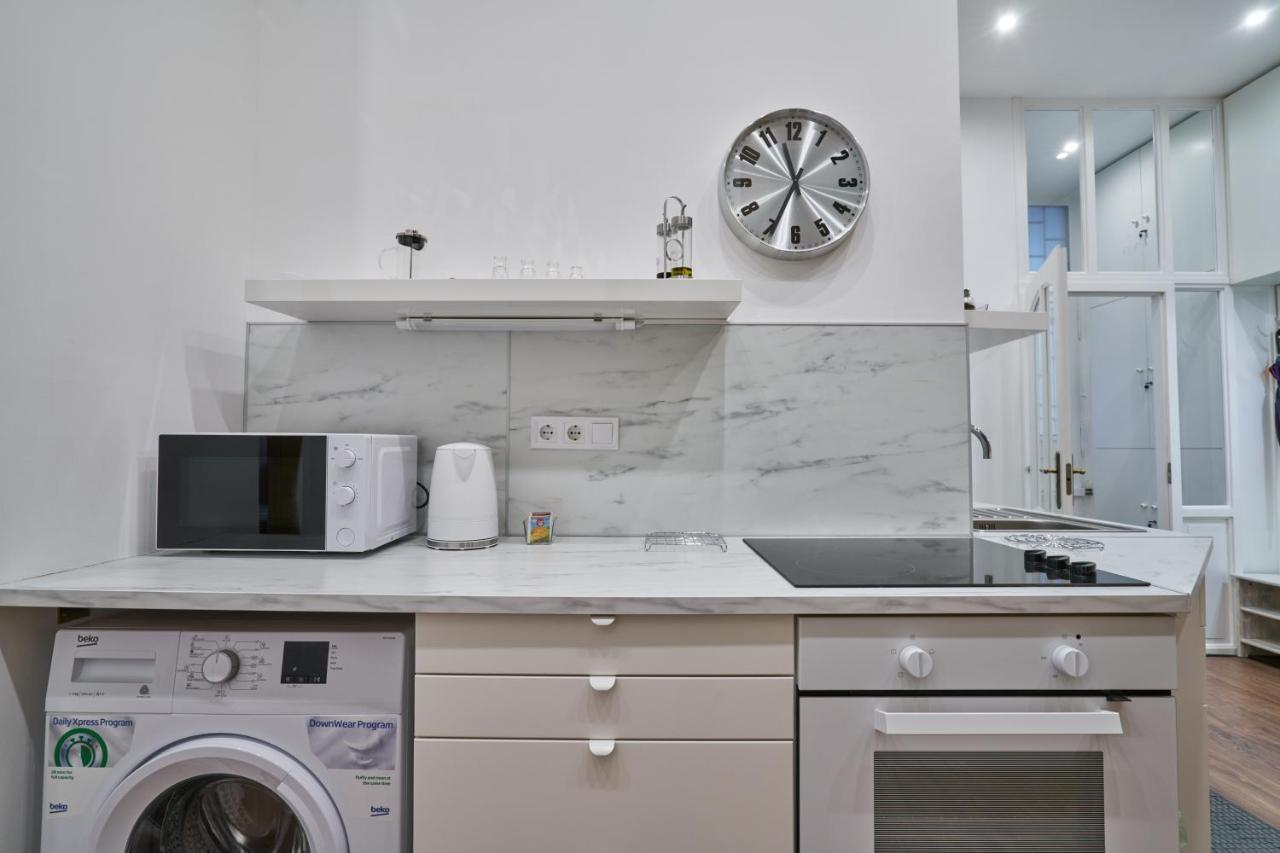 Nanirol Apartment At Gellert Bath Budapeszt Zewnętrze zdjęcie