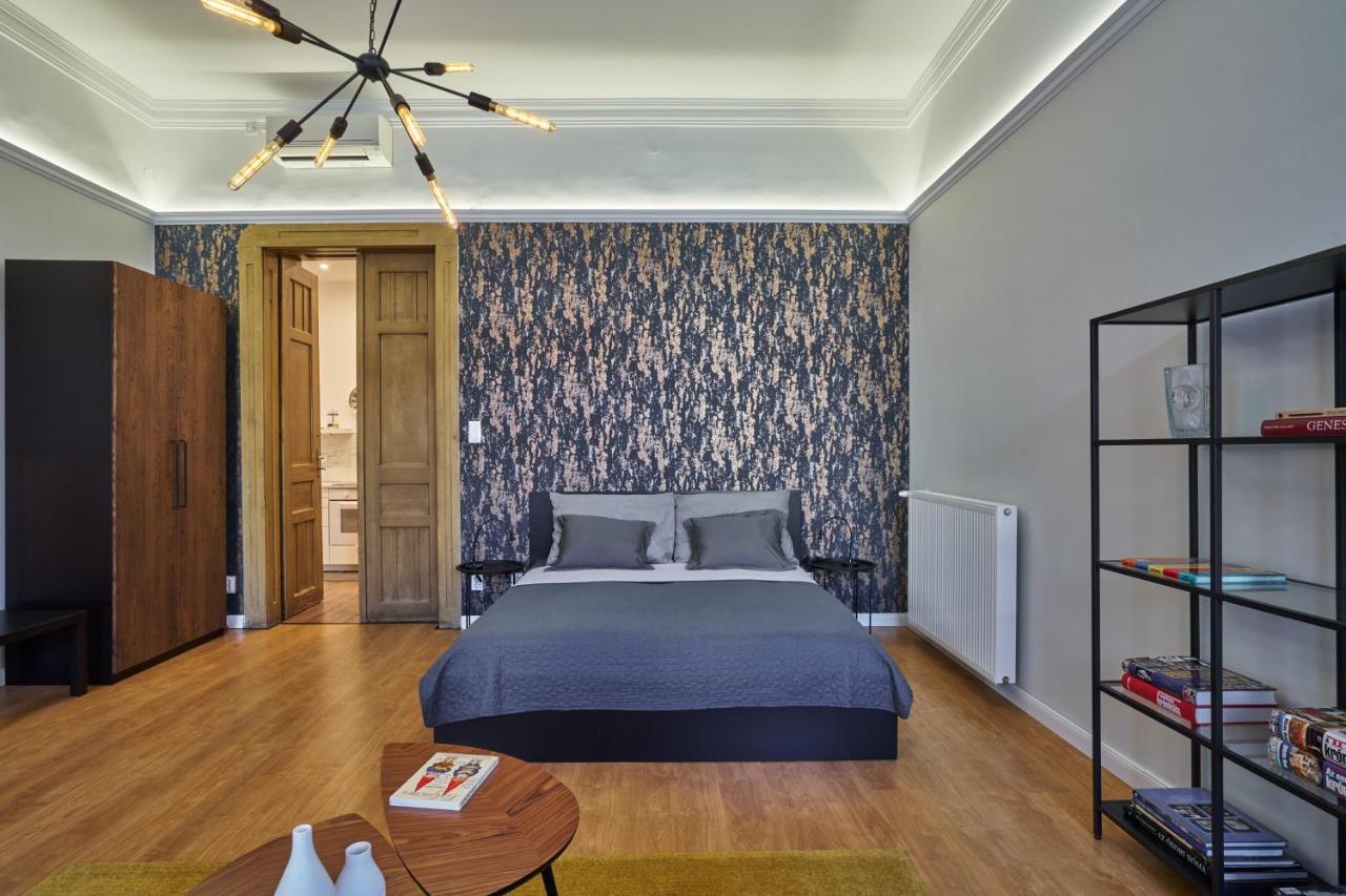 Nanirol Apartment At Gellert Bath Budapeszt Zewnętrze zdjęcie