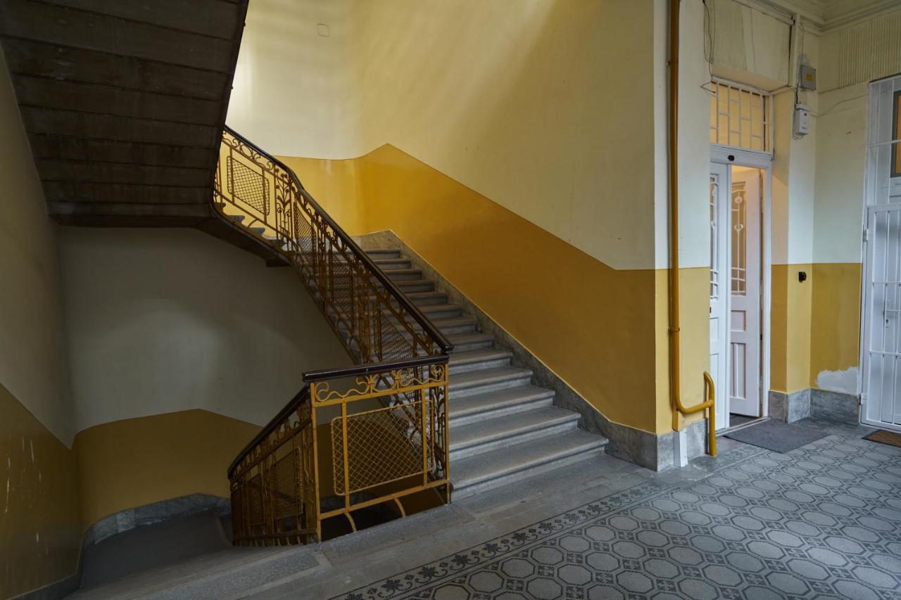 Nanirol Apartment At Gellert Bath Budapeszt Zewnętrze zdjęcie