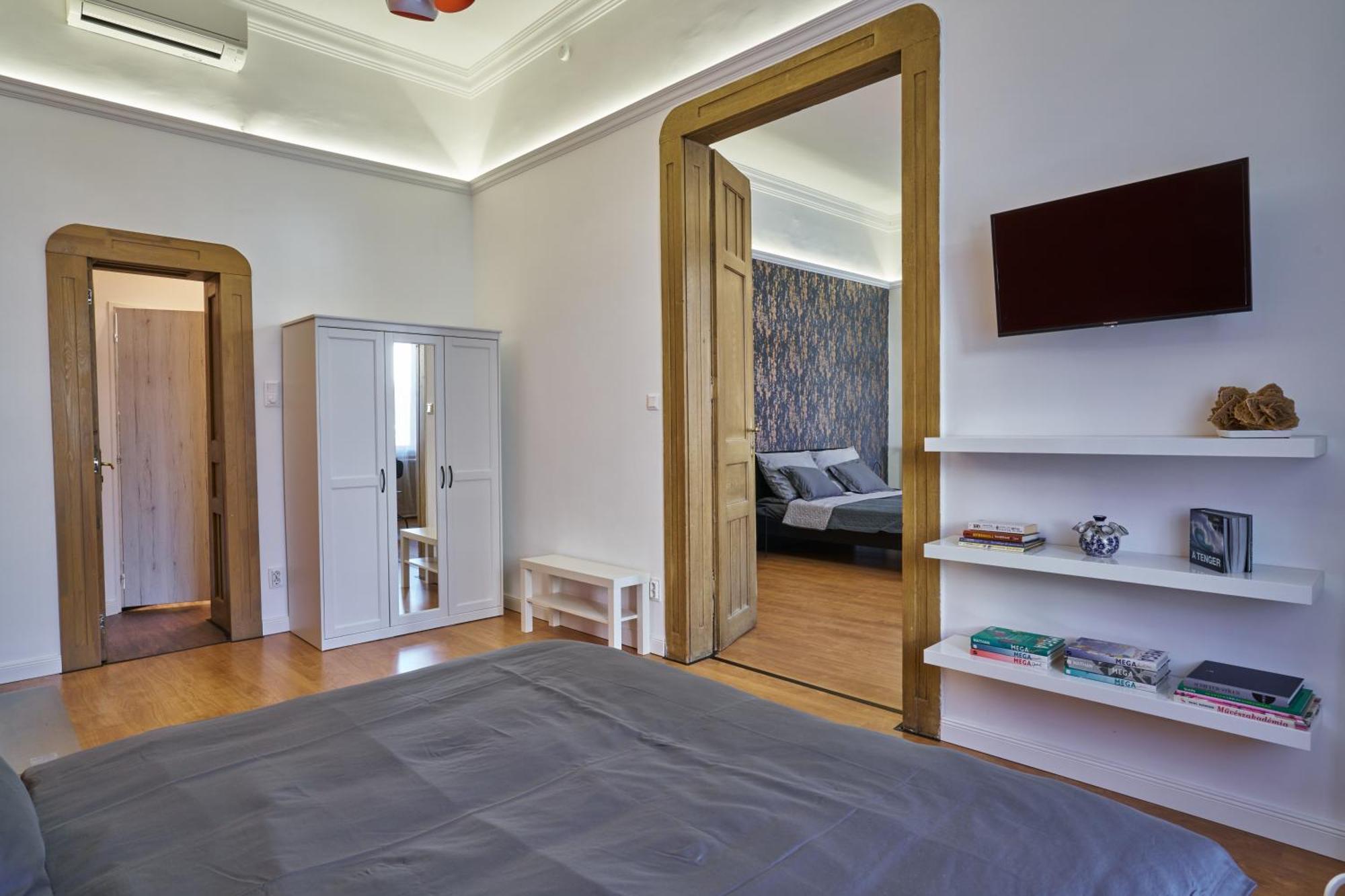 Nanirol Apartment At Gellert Bath Budapeszt Zewnętrze zdjęcie
